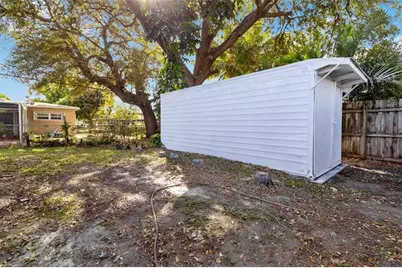 7040 SW 16th St, Pembroke Park, FL 33023 - Photo 27