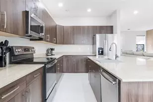 20927 NW 1st Ct, Pembroke Pines, FL 33029 - Photo 25