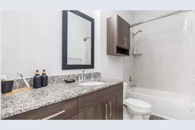 20927 NW 1st Ct, Pembroke Pines, FL 33029 - Photo 15