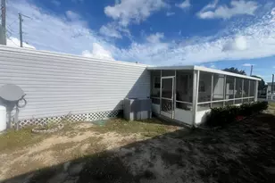 10885 SE Federal Hwy, Hobe Sound, FL 33455 - Photo 11