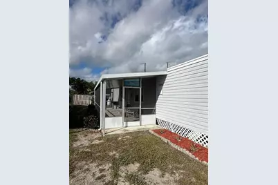 10885 SE Federal Hwy, Hobe Sound, FL 33455 - Photo 9