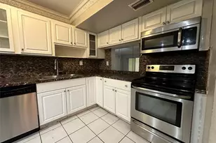 6630 Racquet Club Dr, Fort Lauderdale, FL 33319 - Photo 3