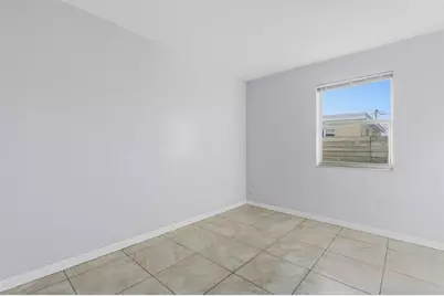 533 NW 15th Way, Fort Lauderdale, FL 33311 - Photo 9