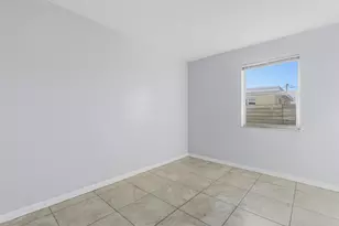 533 NW 15th Way, Fort Lauderdale, FL 33311 - Photo 9