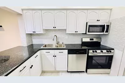 8060  Colony Cir, Unit #209, Tamarac, FL 33321 - Photo 9