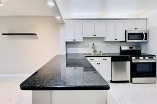 8060 Colony Cir Unit, Tamarac, FL 33321 - Photo 3