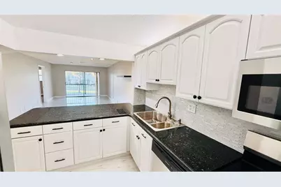 8060  Colony Cir, Unit #209, Tamarac, FL 33321 - Photo 7