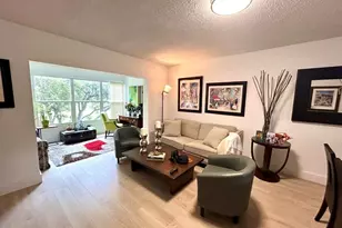 1050 Country Club Dr, Margate, FL 33063 - Photo 3