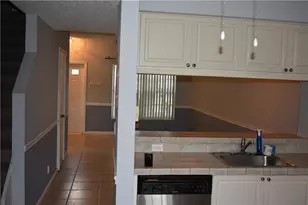 7890 Dixie Beach Cir, Tamarac, FL 33321 - Photo 15