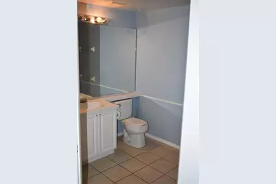 7890  Dixie Beach Circle, Tamarac, FL 33321 - Photo 19