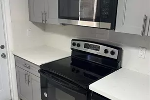 8705 NW 38th Dr, Coral Springs, FL 33065 - Photo 3