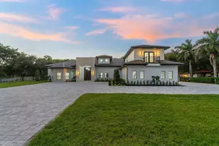 6451 Rodeo Ln, Southwest Ranches, FL 33330 - Photo 3