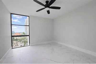 16919 N Bay Rd, Unit #911, Sunny Isles Beach, FL 33160 - Photo 17