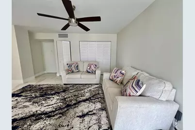 16919 N Bay Rd, Unit #911, Sunny Isles Beach, FL 33160 - Photo 3