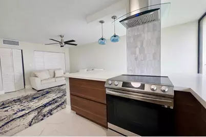 16919 N Bay Rd, Unit #911, Sunny Isles Beach, FL 33160 - Photo 5