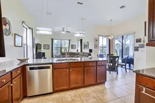 8541 NW 38th St, Cooper City, FL 33024 - Photo 19