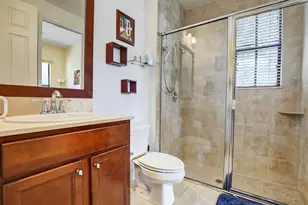 8541 NW 38th St, Cooper City, FL 33024 - Photo 25