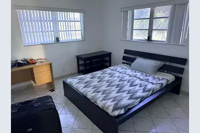 501  Blue Heron Dr, Unit #221-A, Hallandale Beach, FL 33009 - Photo 7