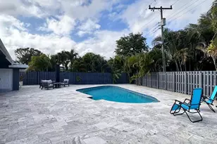 525 NE 27th St, Wilton Manors, FL 33334 - Photo 1