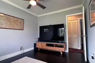 525 NE 27th St, Wilton Manors, FL 33334 - Photo 11