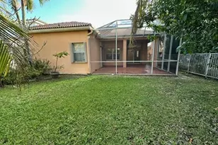 1572 Banyan Way, Weston, FL 33327 - Photo 23