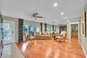 961 SE 10th Ct, Pompano Beach, FL 33060 - Photo 11