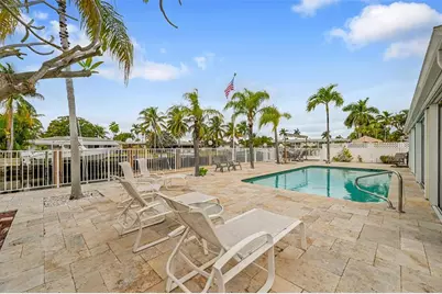 961 SE 10th Ct, Pompano Beach, FL 33060 - Photo 39