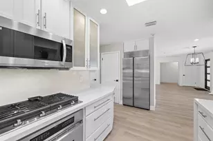 1370 E Terra Mar Dr, Pompano Beach, FL 33062 - Photo 13