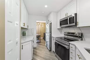 6755 W Broward Blvd, Plantation, FL 33317 - Photo 11