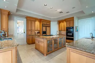 2356 NE 26th St, Lighthouse Point, FL 33064 - Photo 23