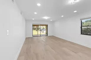 6085 N Sabal Palm Blvd, Tamarac, FL 33319 - Photo 9