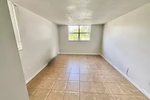 1810 N Lauderdale Ave, North Lauderdale, FL 33068 - Photo 7