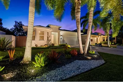 717 NE 22nd Dr, Wilton Manors, FL 33305 - Photo 3