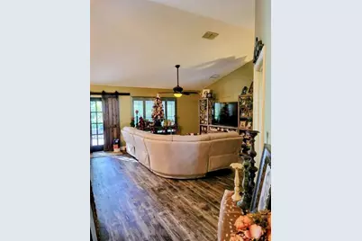 2585 SE Marseille St, Port Saint Lucie, FL 34952 - Photo 7