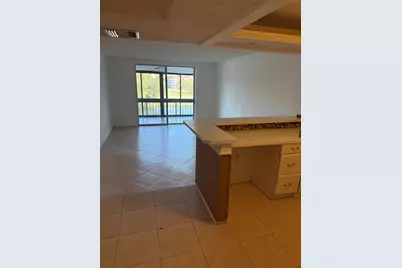 3740  Inverrary Dr, Unit #3D, Lauderhill, FL 33319 - Photo 3