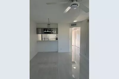 10155  Twin Lakes Dr, Unit #10155, Coral Springs, FL 33071 - Photo 3