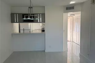 10155 Twin Lakes Dr, Coral Springs, FL 33071 - Photo 3