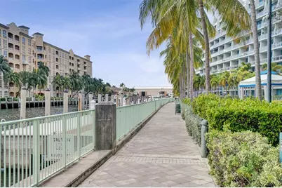 3000 NE 188th St, Unit #402, Miami, FL 33180 - Photo 41