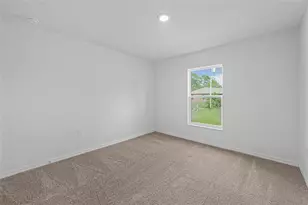 8426 104th Ct, Vero Beach, FL 32967 - Photo 15