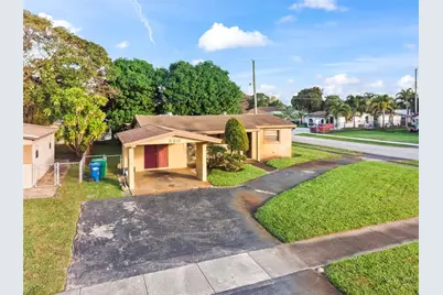 820 NW 38th Ave, Lauderhill, FL 33311 - Photo 1