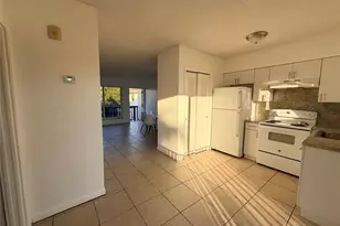 600 S Luna Ct, Hollywood, FL 33021 - Photo 7