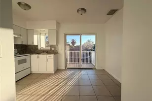 600 S Luna Ct, Hollywood, FL 33021 - Photo 3