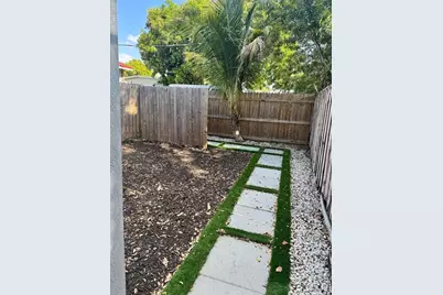 4040 NE 12th Ter, Pompano Beach, FL 33064 - Photo 7