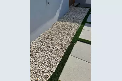 4040 NE 12th Ter, Pompano Beach, FL 33064 - Photo 9