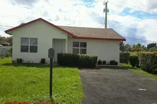 9808 NW 70th St, Tamarac, FL 33321 - Photo 1