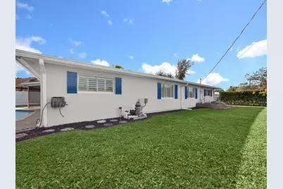 7981  Edgewater Dr, West Palm Beach, FL 33406 - Photo 27