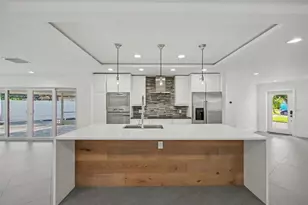 7981 Edgewater Dr, West Palm Beach, FL 33406 - Photo 3