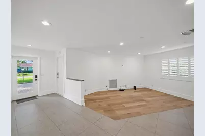 7981  Edgewater Dr, West Palm Beach, FL 33406 - Photo 17