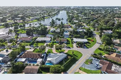 7981  Edgewater Dr, West Palm Beach, FL 33406 - Photo 21