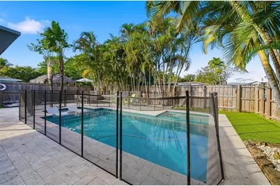 2619  Cleveland St, Hollywood, FL 33020 - Photo 25